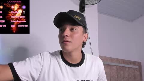 Snapshot of austin_cardieff_ chatting on 10/10/25, 09:47 Austin online show from 10/10/25, 09:47