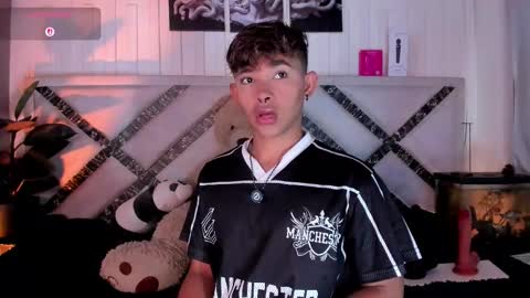 austin online show from 12/04/25, 10:24