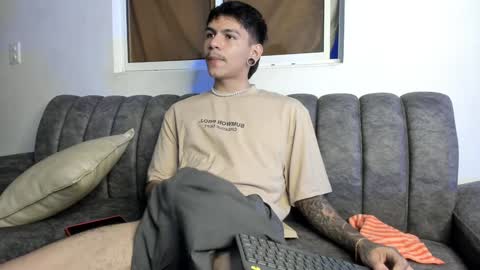 Snapshot of austin_falcon chatting on 12/11/24, 09:01 Austin online show from 12/11/24, 09:01