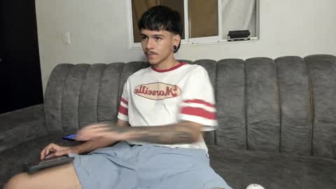 Snapshot of austin_falcon chatting on 02/03/25, 09:07 Austin online show from 02/03/25, 09:07