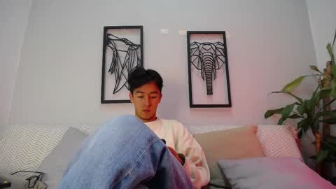 austinreeds online show from 10/25/25, 12:02