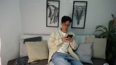 austinreeds online show from 11/16/25, 12:44