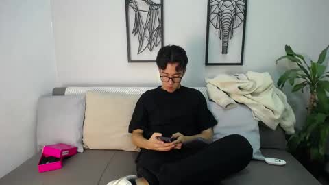 austinreeds online show from 11/28/25, 12:19