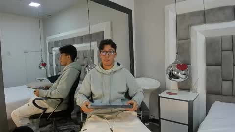 austinreeds online show from 02/23/26, 12:24