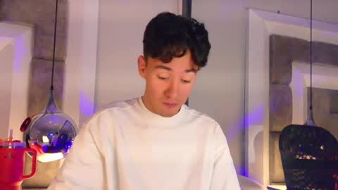 austinreeds online show from 04/18/26, 01:48