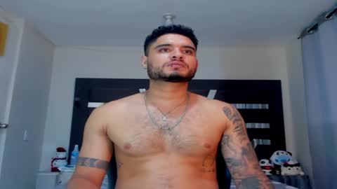 AustinTorres  online show from 01/09/25, 02:43