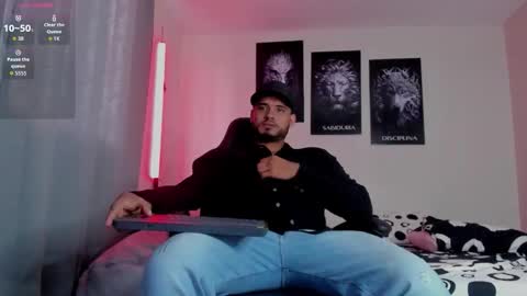 AustinTorres  online show from 10/20/25, 09:59