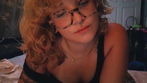 Autie 3 online show from 05/03/26, 02:50