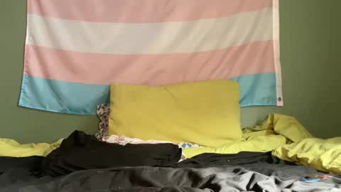 Autumn Loves You online show from 02/26/26, 05:56