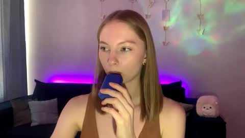 Annie online show from 09/14/25, 12:59