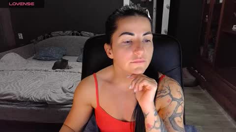 Snapshot of ava__doll chatting on 12/02/25, 12:21 Ava online show from 12/02/25, 12:21