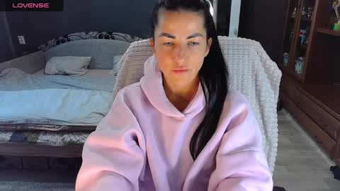Ava online show from 04/25/26, 11:24