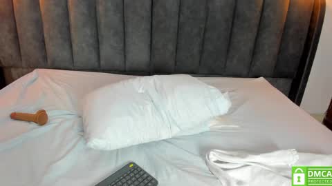 Snapshot of ava_bonny chatting on 05/27/26, 01:57 ava_bonny online show from 05/27/26, 01:57