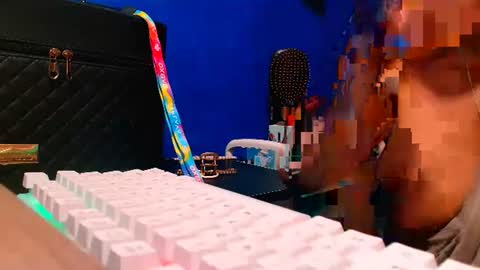 Snapshot of ava_cummer chatting on 01/21/25, 10:08 Ava online show from 01/21/25, 10:08