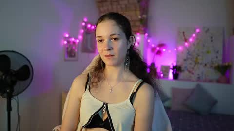 ava taylor18 online show from 12/17/24, 05:58