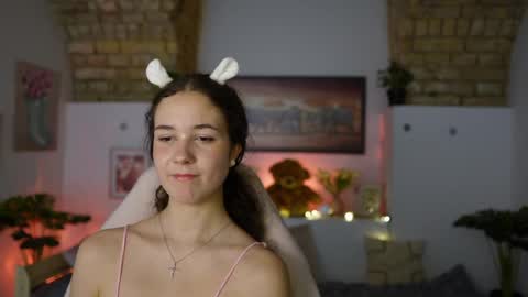 ava taylor18 online show from 01/31/25, 11:24