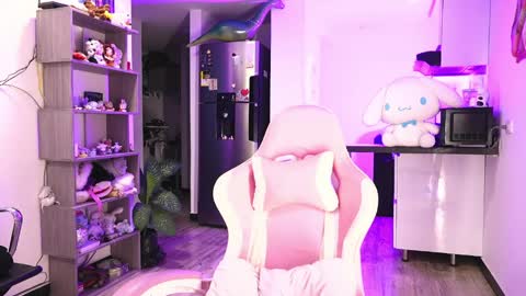 AVA online show from 04/10/26, 03:56