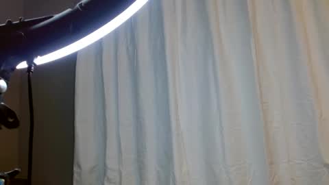 Snapshot of avaashley chatting on 02/11/25, 02:35 Ava Ashley online show from 02/11/25, 02:35