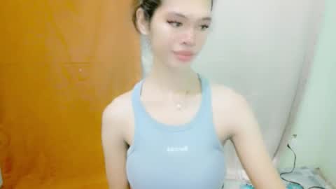 Snapshot of avacadaxcx chatting on 09/22/25, 04:20 avacadaxcx online show from 09/22/25, 04:20