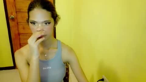 Snapshot of avacadaxcx chatting on 11/02/25, 09:33 avacadaxcx online show from 11/02/25, 09:33