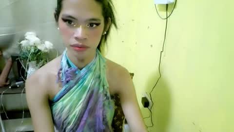 Snapshot of avacadaxcx chatting on 11/10/25, 11:26 avacadaxcx online show from 11/10/25, 11:26