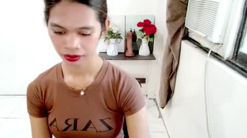 avacadaxcx online show from 04/22/26, 02:47