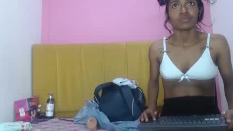 Snapshot of avalericherrycm101 chatting on 01/18/25, 12:57 avalericherrycm101 online show from 01/18/25, 12:57