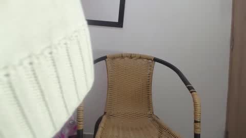 Snapshot of avalericherrycm101 chatting on 01/23/25, 04:04 avalericherrycm101 online show from 01/23/25, 04:04