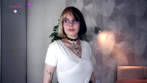 Snapshot of avaobierne chatting on 02/06/26, 06:33 avaobierne online show from 02/06/26, 06:33