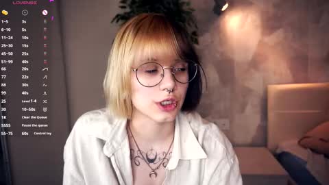 Snapshot of avaobierne chatting on 02/14/26, 06:15 avaobierne online show from 02/14/26, 06:15