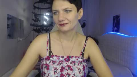 avasaturnian online show from 10/14/25, 12:17