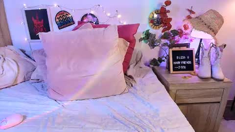 Sara    0n1y F4ns sara2786  online show from 04/24/26, 03:58