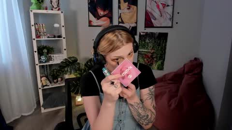 Ava online show from 04/12/26, 02:11