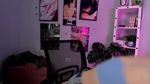 Ava online show from 04/23/26, 03:03