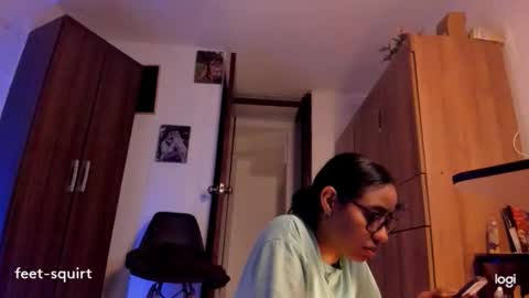Snapshot of ave_fenix69 chatting on 05/05/26, 03:03 Valery -- online show from 05/05/26, 03:03