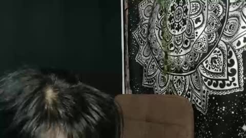 ave_tt online show from 12/05/25, 05:53