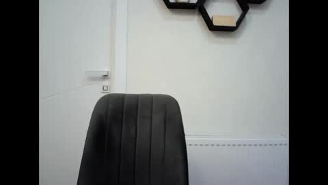 Aveline online show from 03/04/26, 08:53