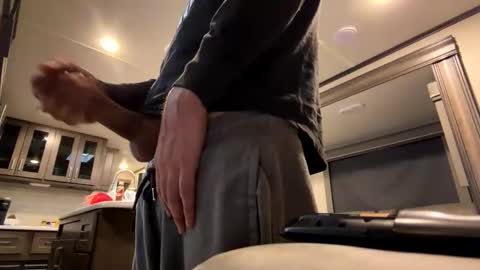 Snapshot of average210 chatting on 03/31/26, 12:01 average210 online show from 03/31/26, 12:01