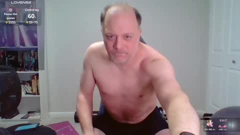 Snapshot of averagegreg chatting on 02/16/25, 04:10 Greg online show from 02/16/25, 04:10