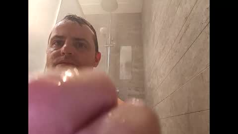 averagejoe2025 online show from 05/26/26, 02:07