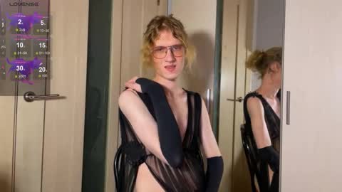 Alex online show from 03/08/26, 01:25