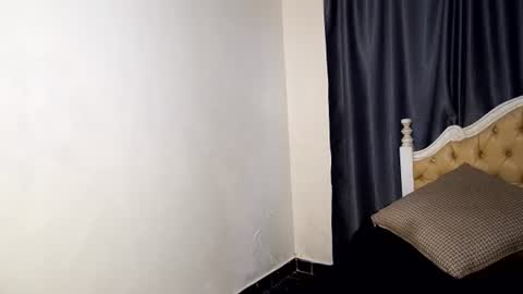 Snapshot of averygoodbadgirl chatting on 06/17/26, 05:54 averygoodbadgirl online show from 06/17/26, 05:54