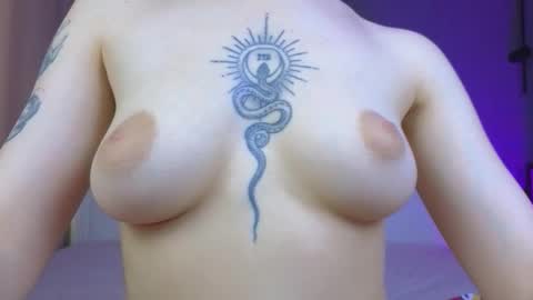 avgustina_love online show from 02/04/26, 10:43