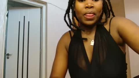 Avian online show from 11/05/25, 12:16