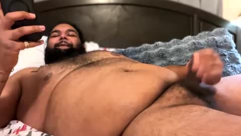 Snapshot of avithesecretary chatting on 12/17/24, 11:39 Indianchub online show from 12/17/24, 11:39