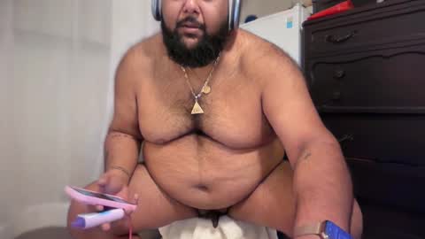 Snapshot of avithesecretary chatting on 11/02/25, 10:06 Indianchub online show from 11/02/25, 10:06