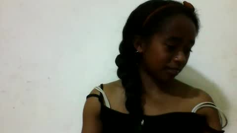 Snapshot of avontsoaldy chatting on 09/20/25, 04:08 avontsoaldy online show from 09/20/25, 04:08