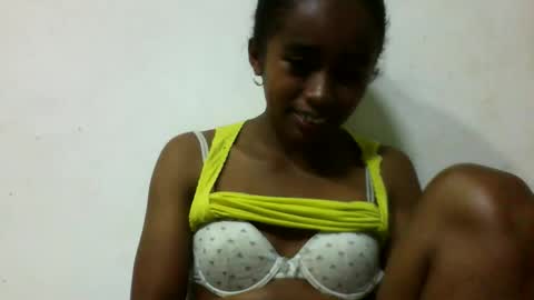 Snapshot of avontsoaldy chatting on 10/06/25, 05:32 avontsoaldy online show from 10/06/25, 05:32