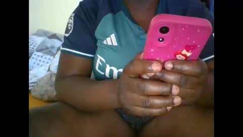 avril254 online show from 09/19/25, 06:59