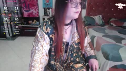 Abril online show from 10/03/25, 02:41